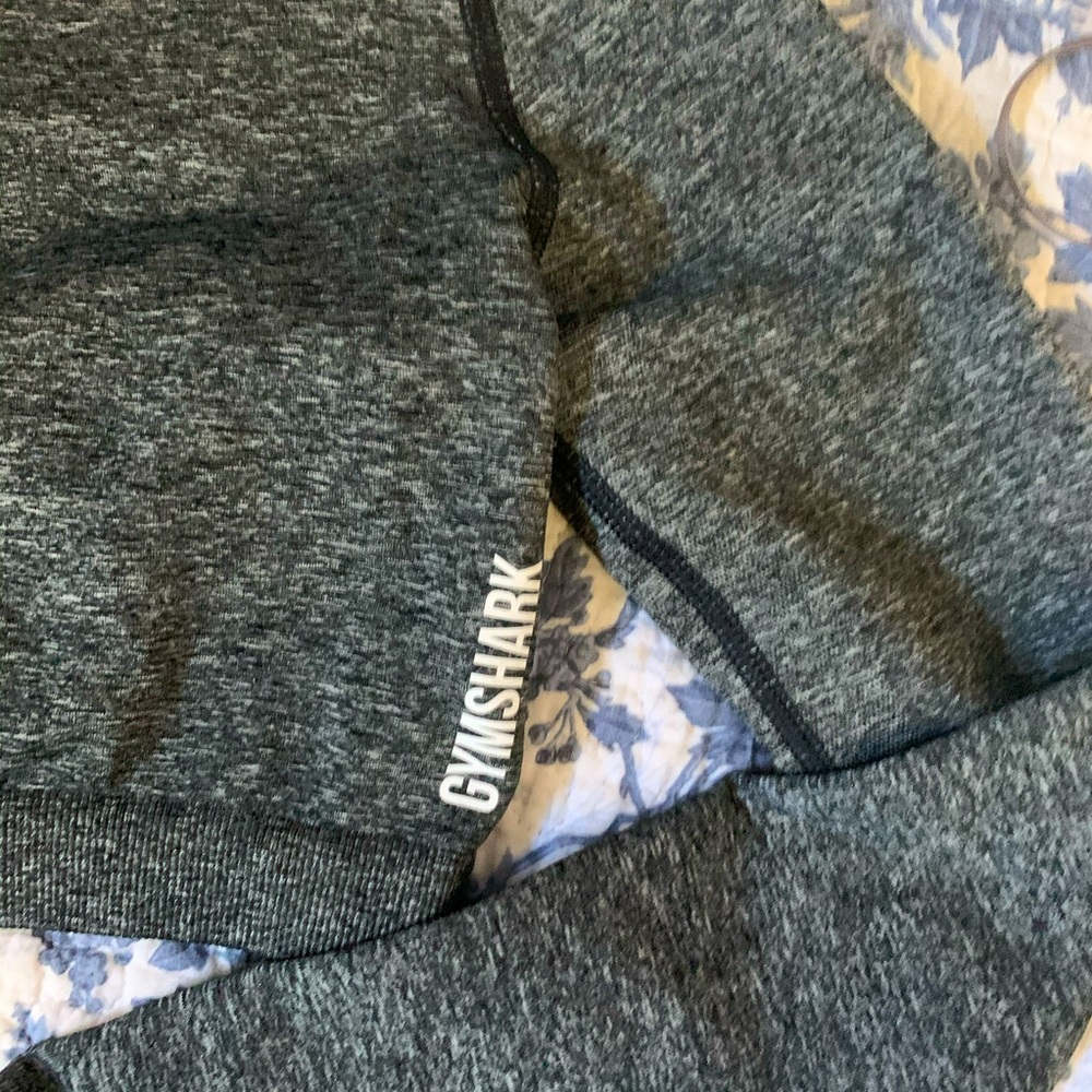 Gymshark top
